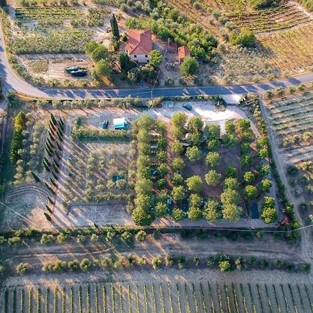 Agricamping Poggio Ai Pini Wine Camping Certaldo Exterior photo